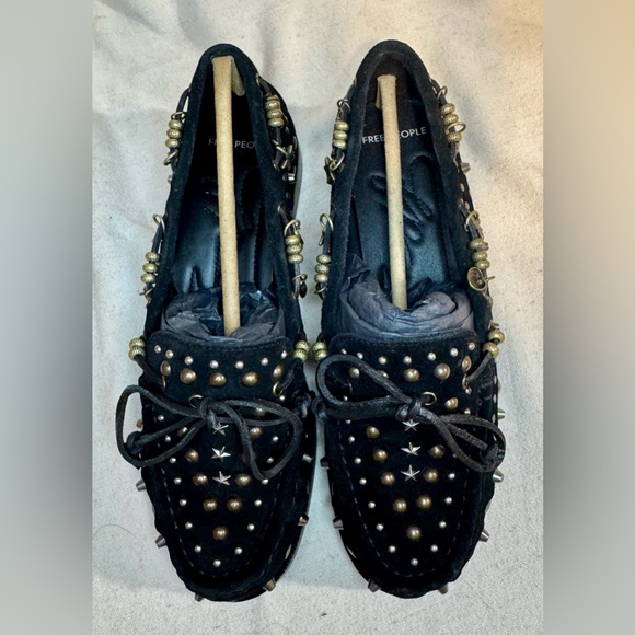 Free People NIB Stargazer Studded Boat Shoe Black 8.5 ☀️🍂🥶🌼 - Picture 3 of 9